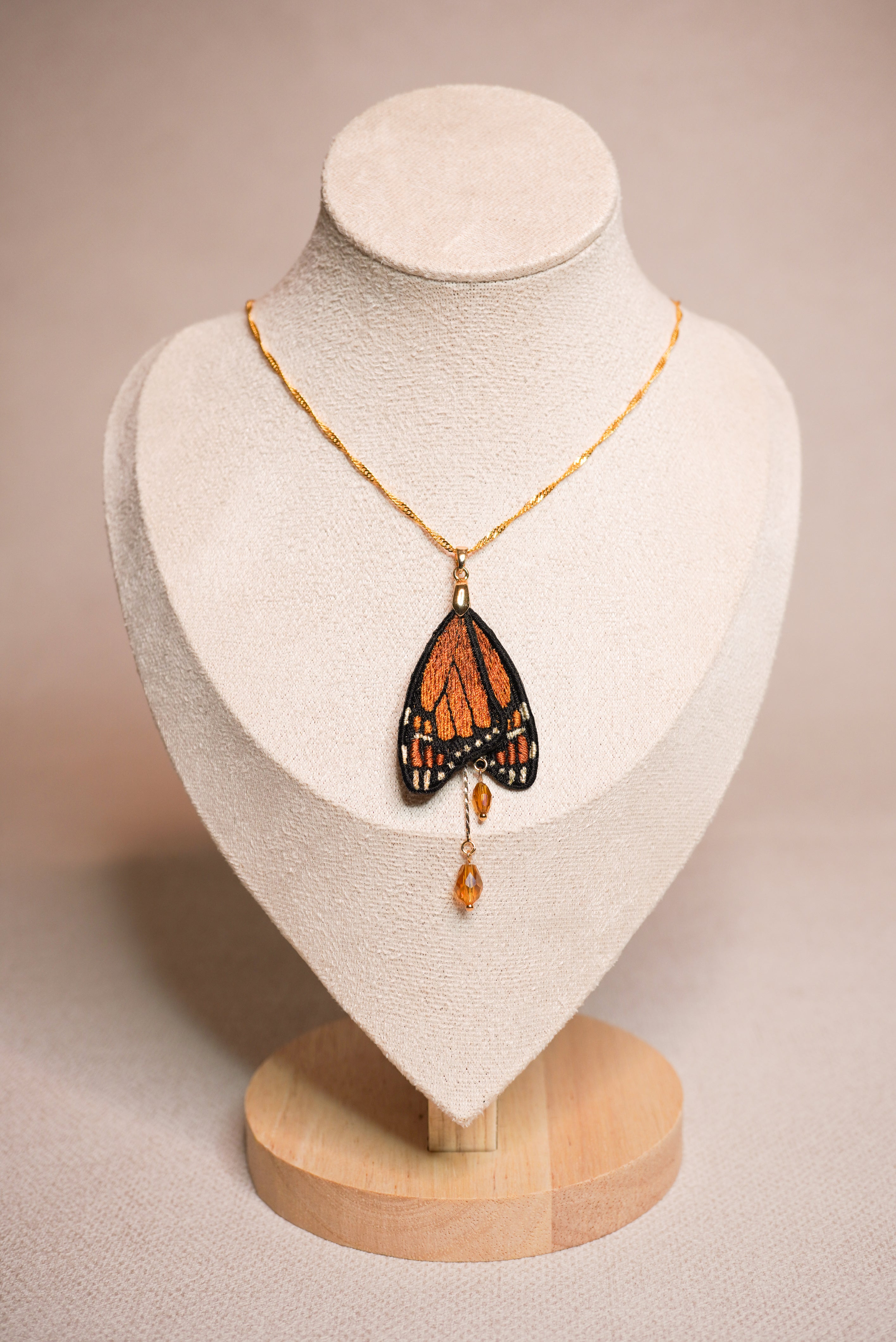 Collier Ailes de Monarque