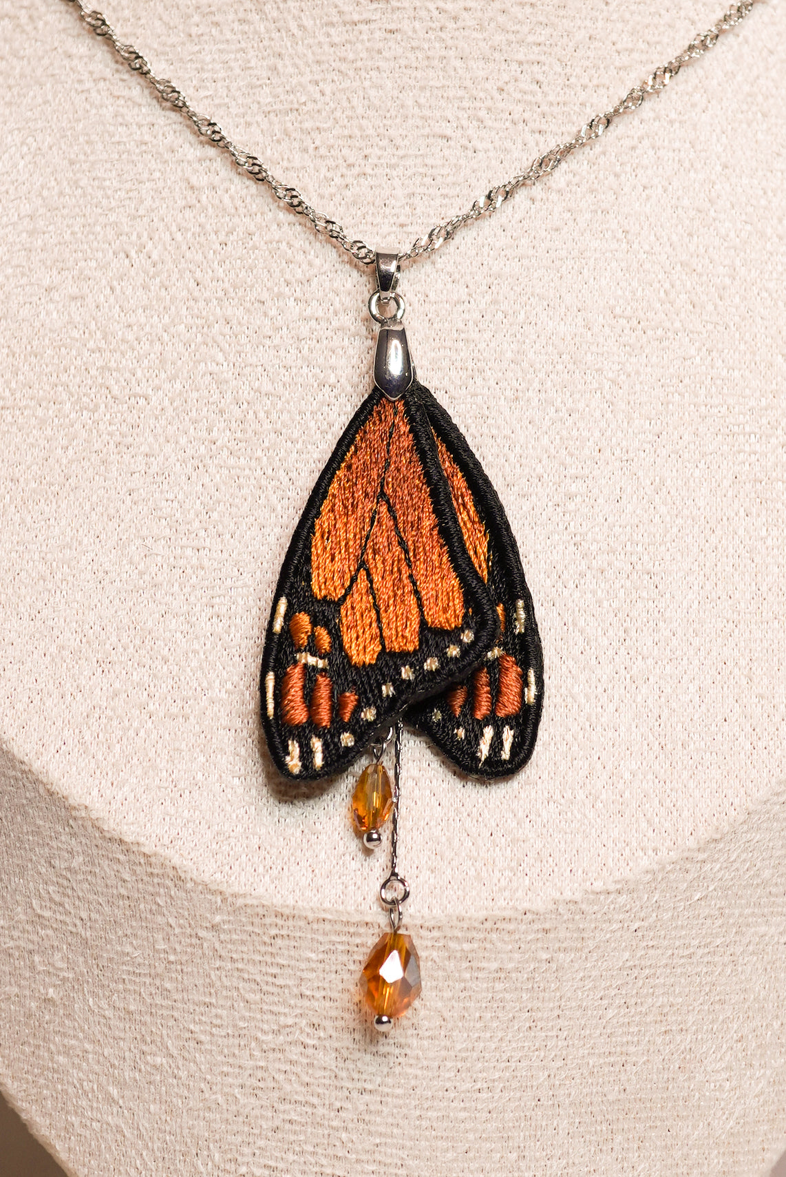 Collier Ailes de Monarque