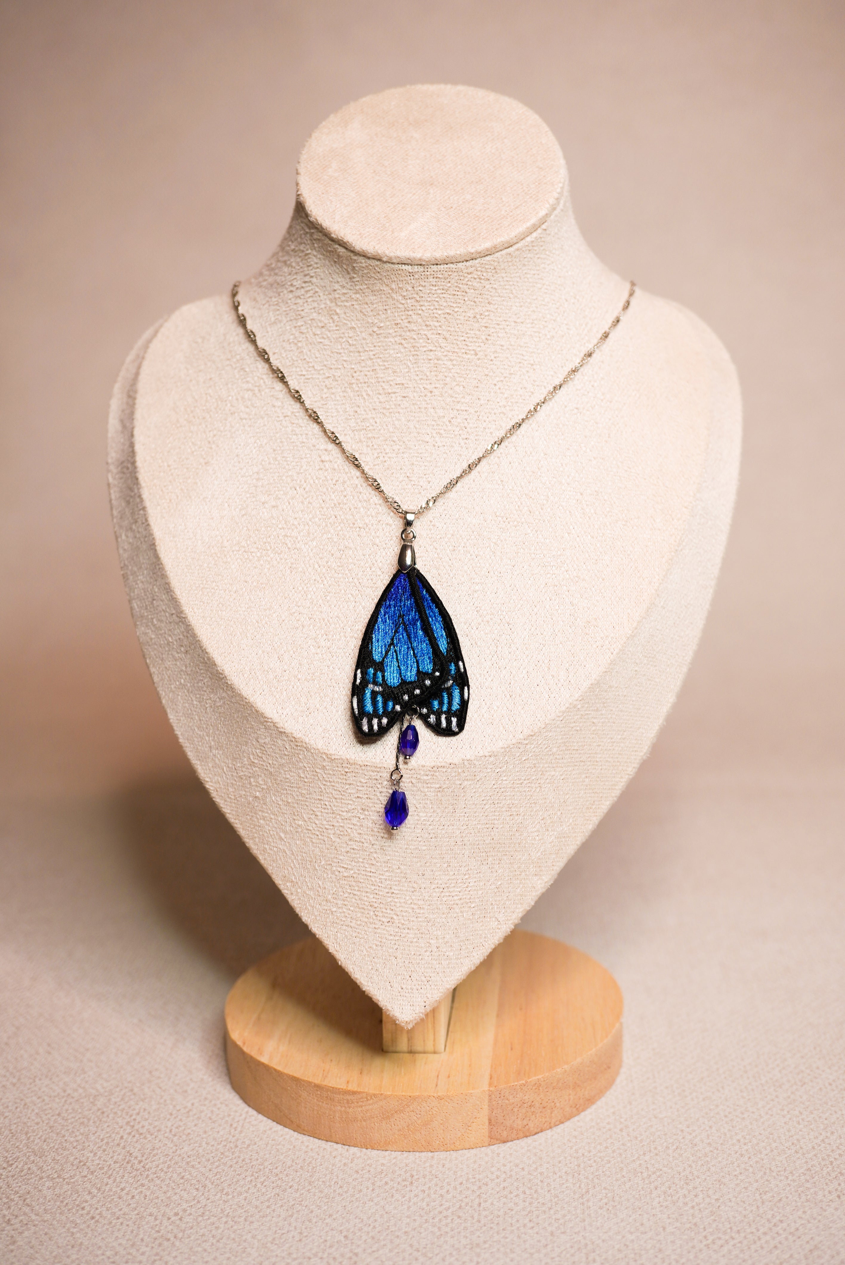 Collier Ailes de Saphir