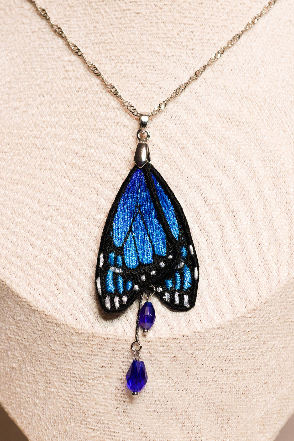 Collier Ailes de Saphir