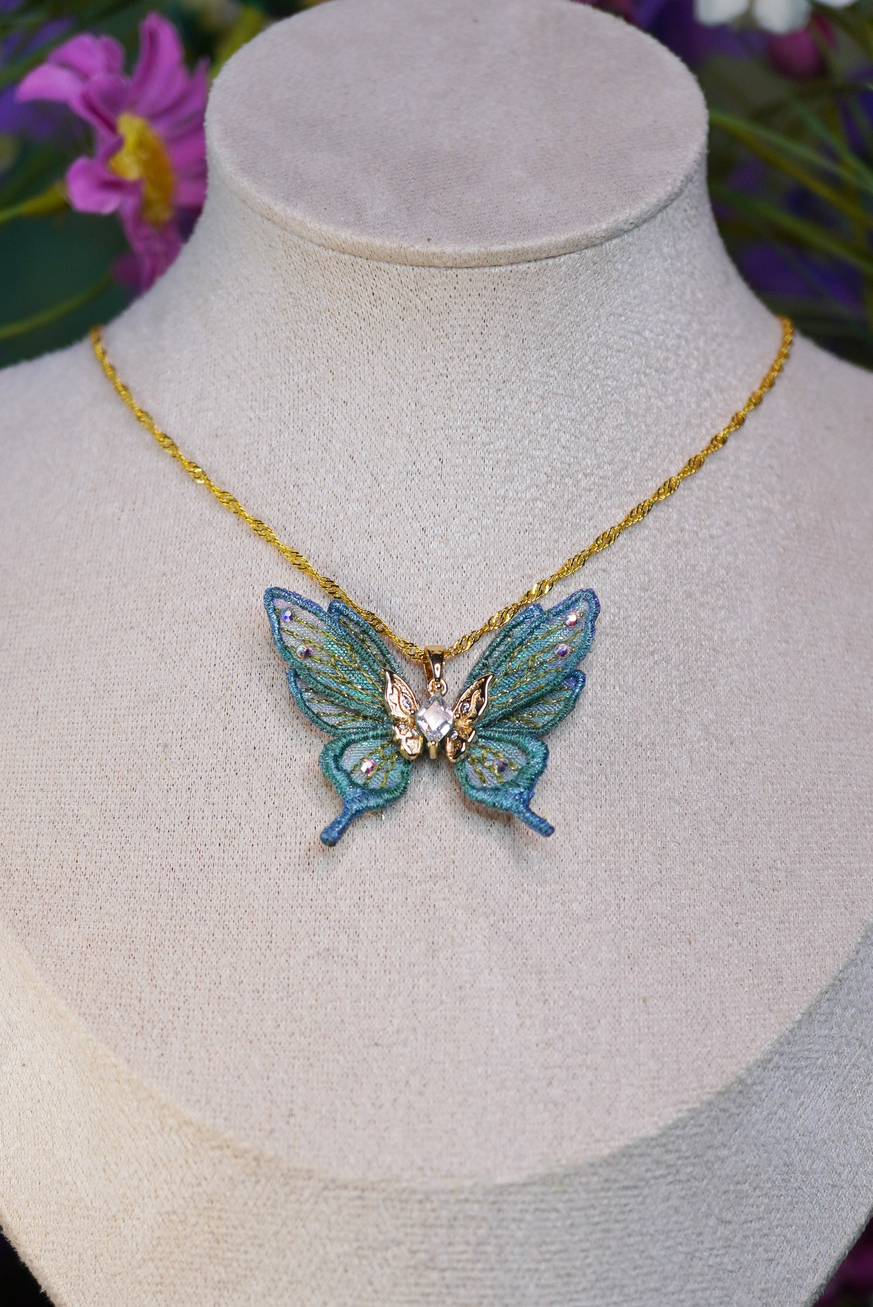Collier mini-fée dégradé vert