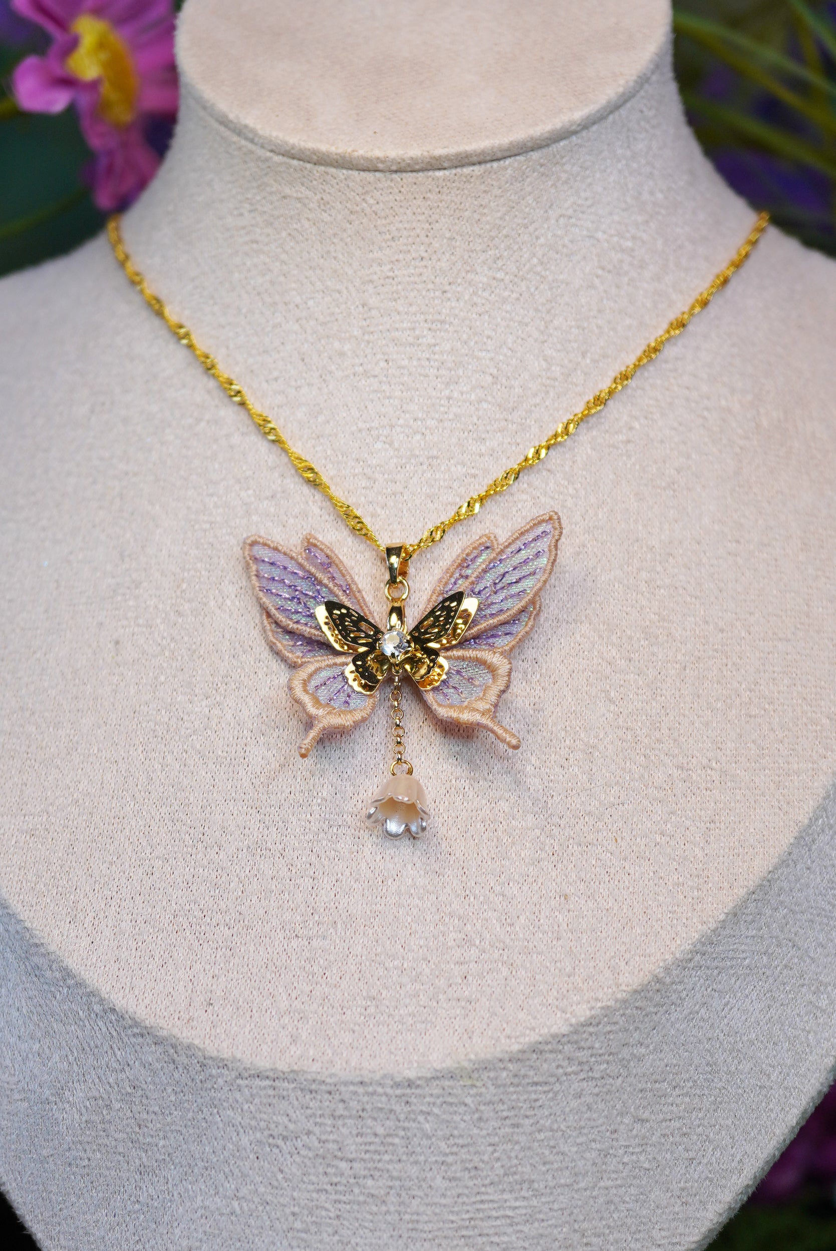 Collier mini-fée rose