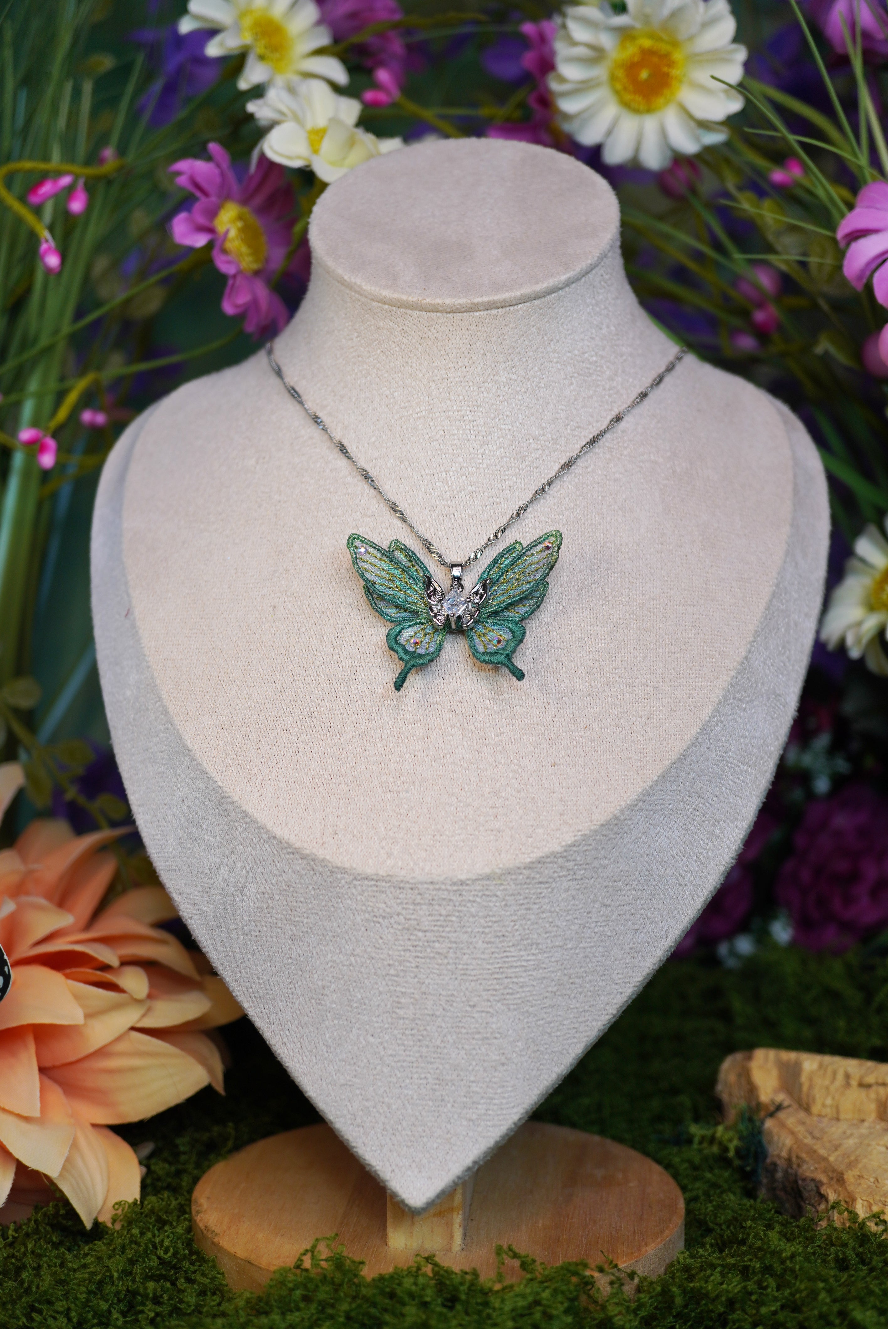 Collier mini-fée dégradé vert