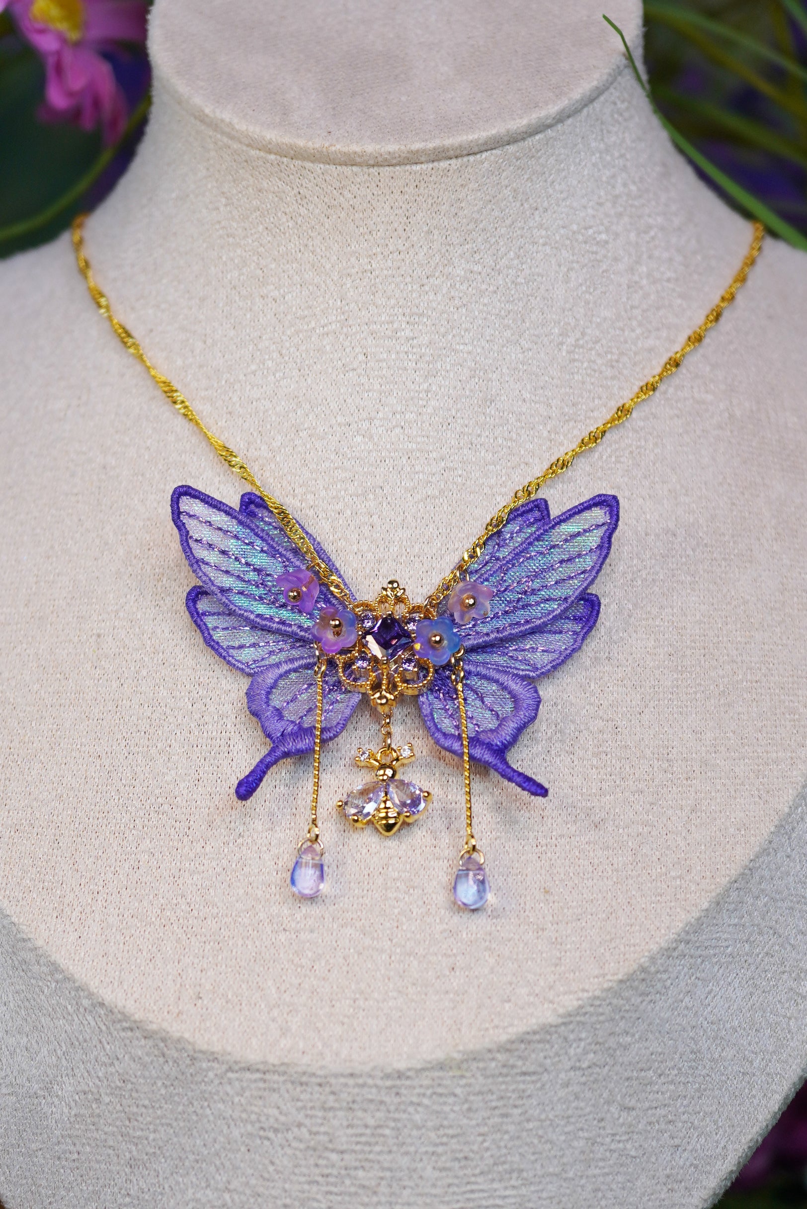 Collier "Éclat d'Améthyste"