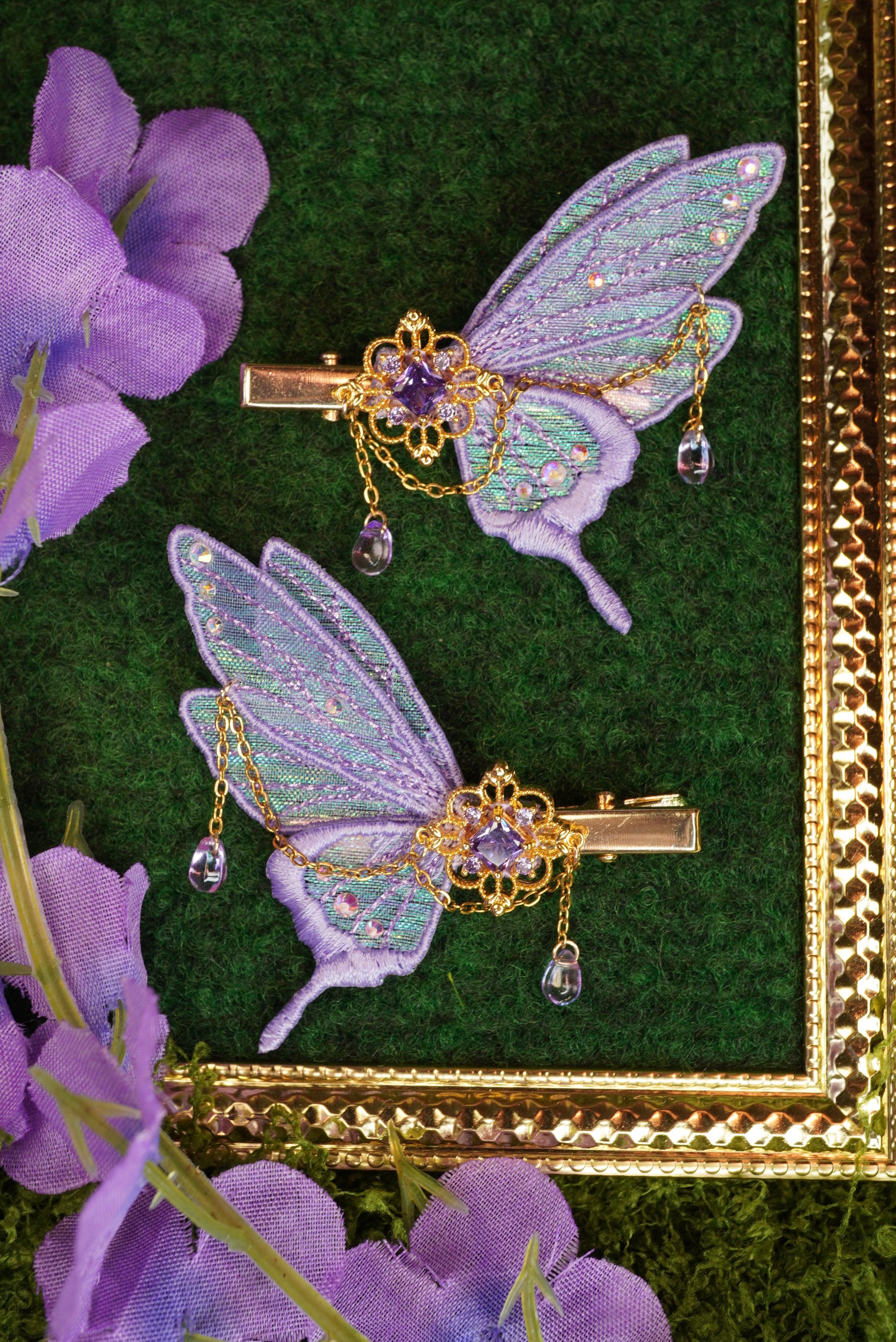 Paire de barrettes féériques violette