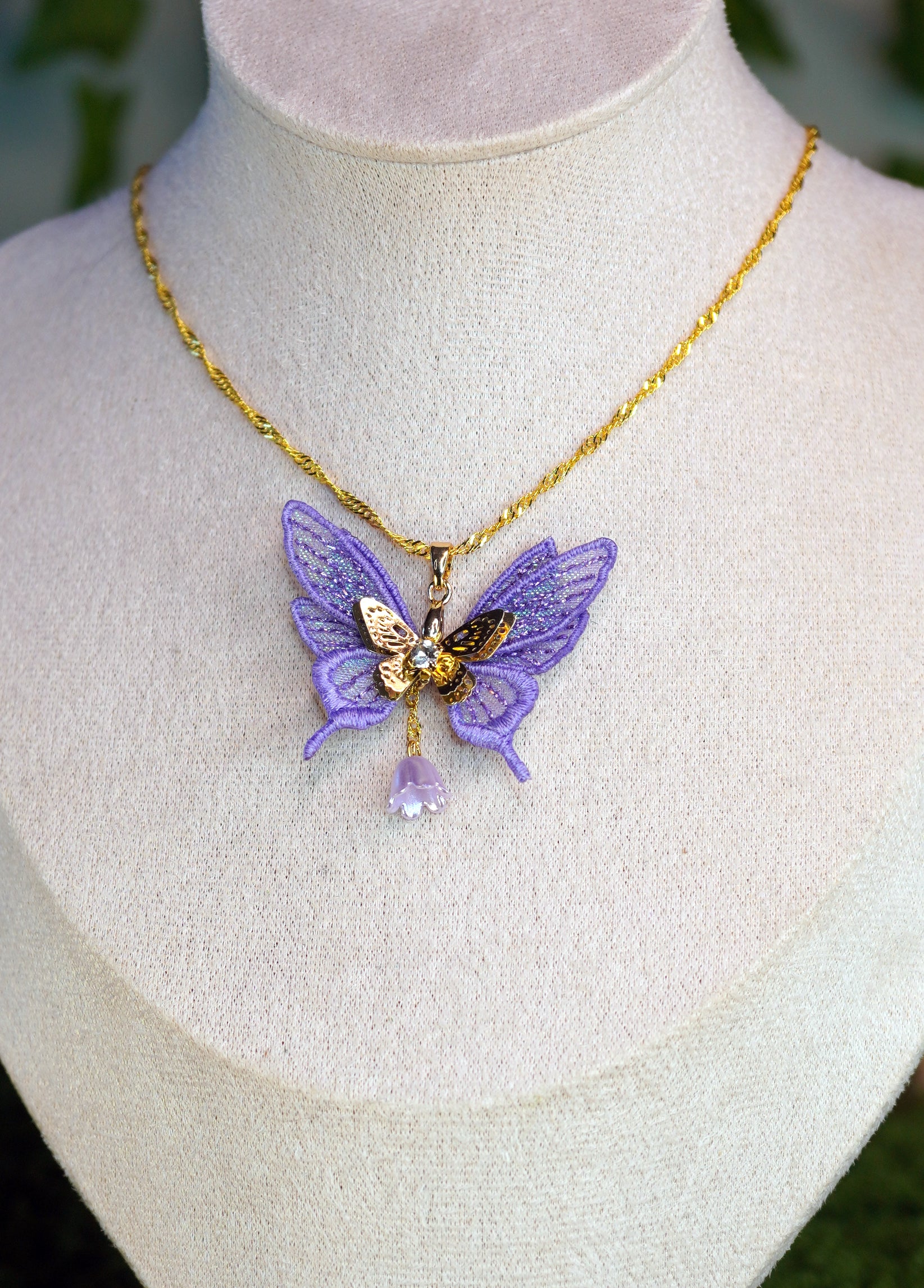 Collier mini-fée violet