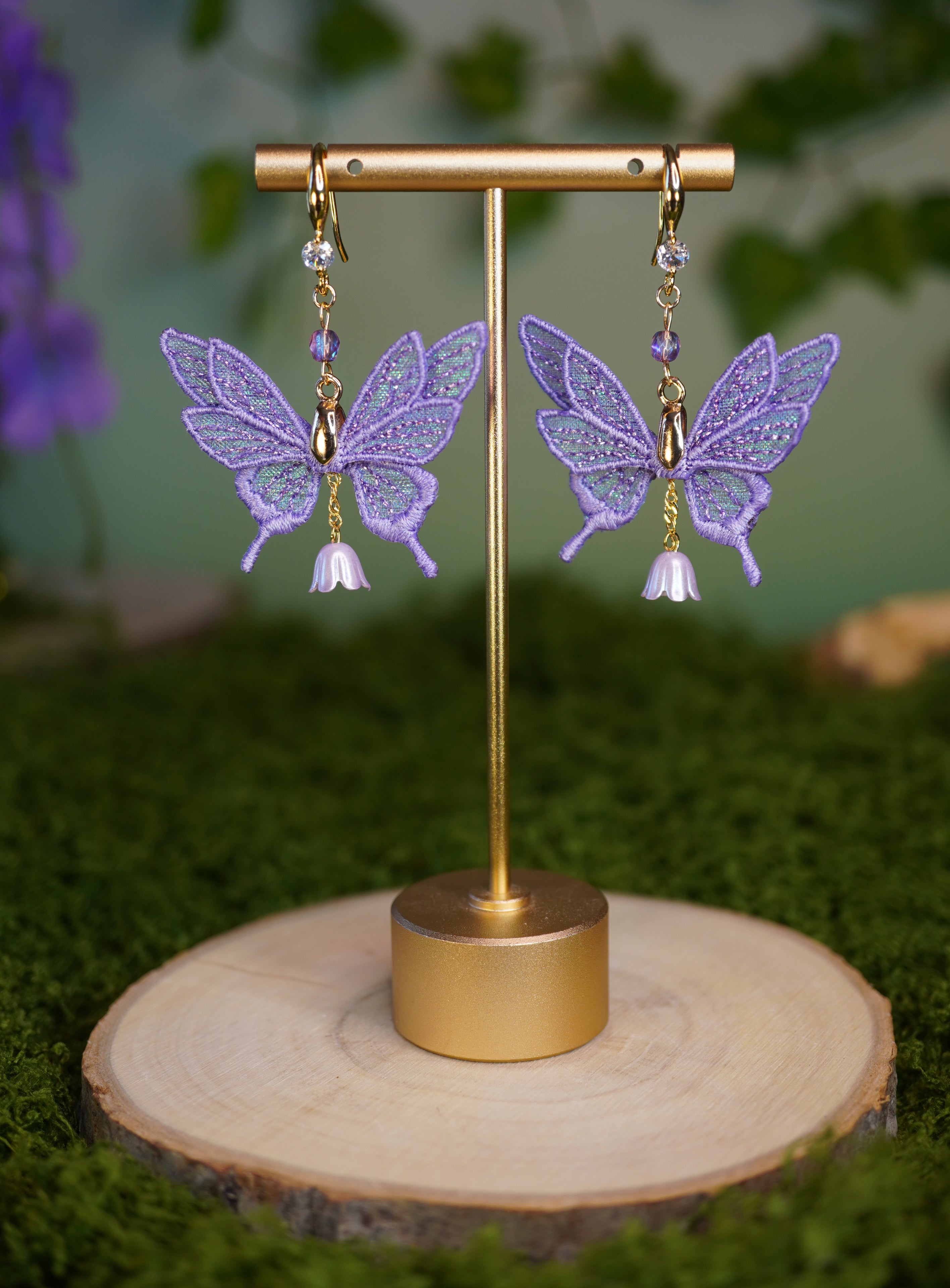 Boucles d'oreilles mini-fées violettes