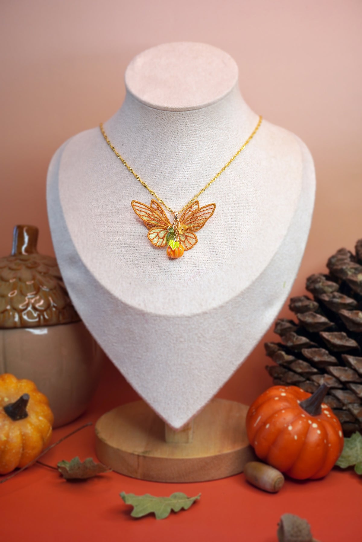 Collier "Reine des Cucurbitacés"
