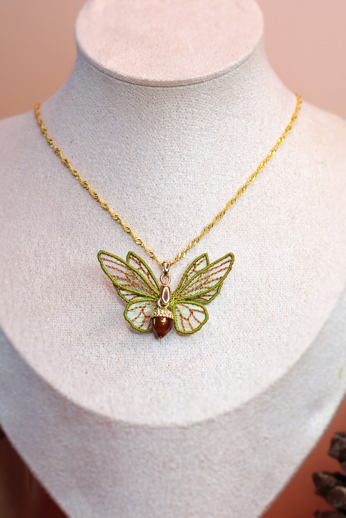 Collier "Murmures de la Forêt"