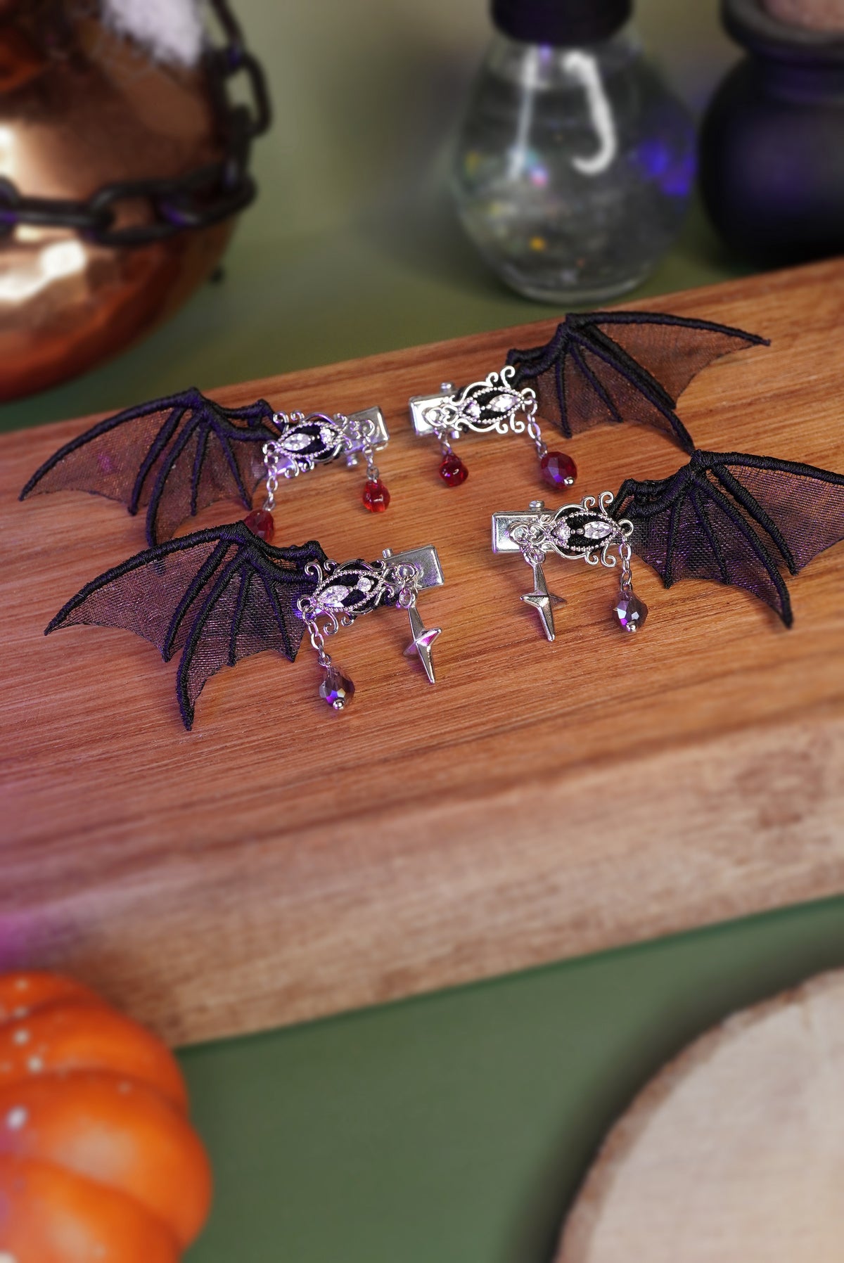 Paire de barrettes "Ailes de chauve-souris"