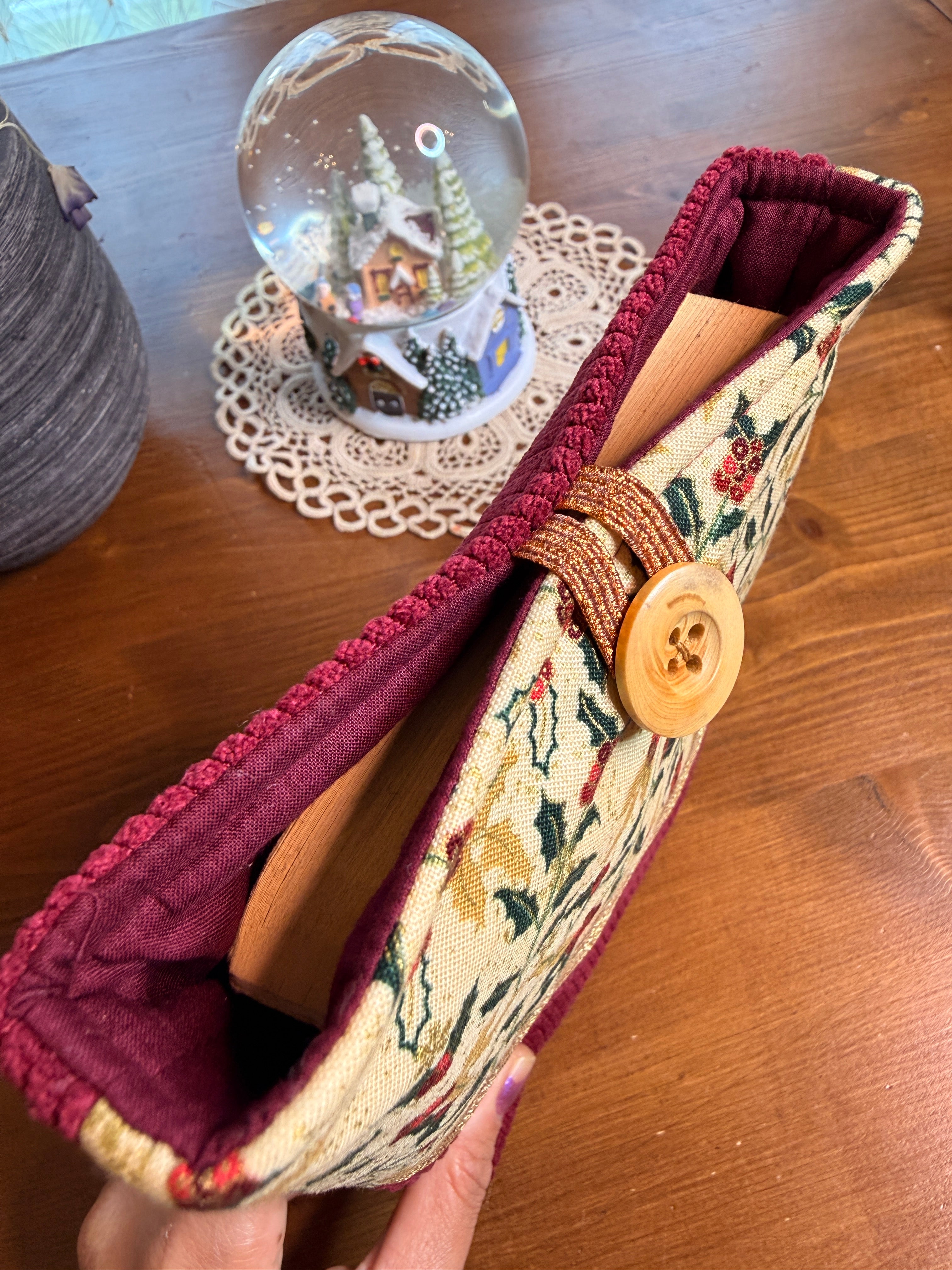 Pochette livre de poche "Sous le Houx"