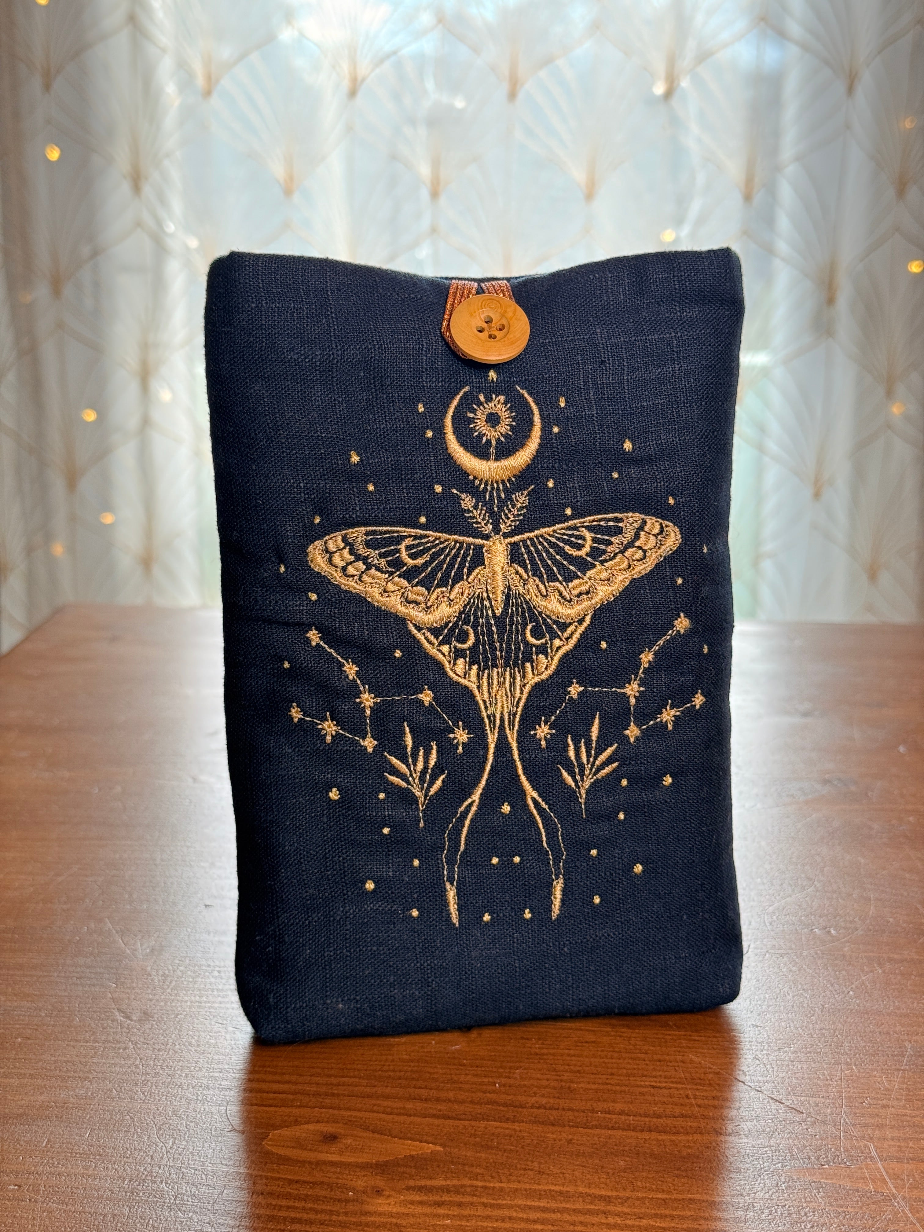 Pochette livre de poche "Constellation du papillon"