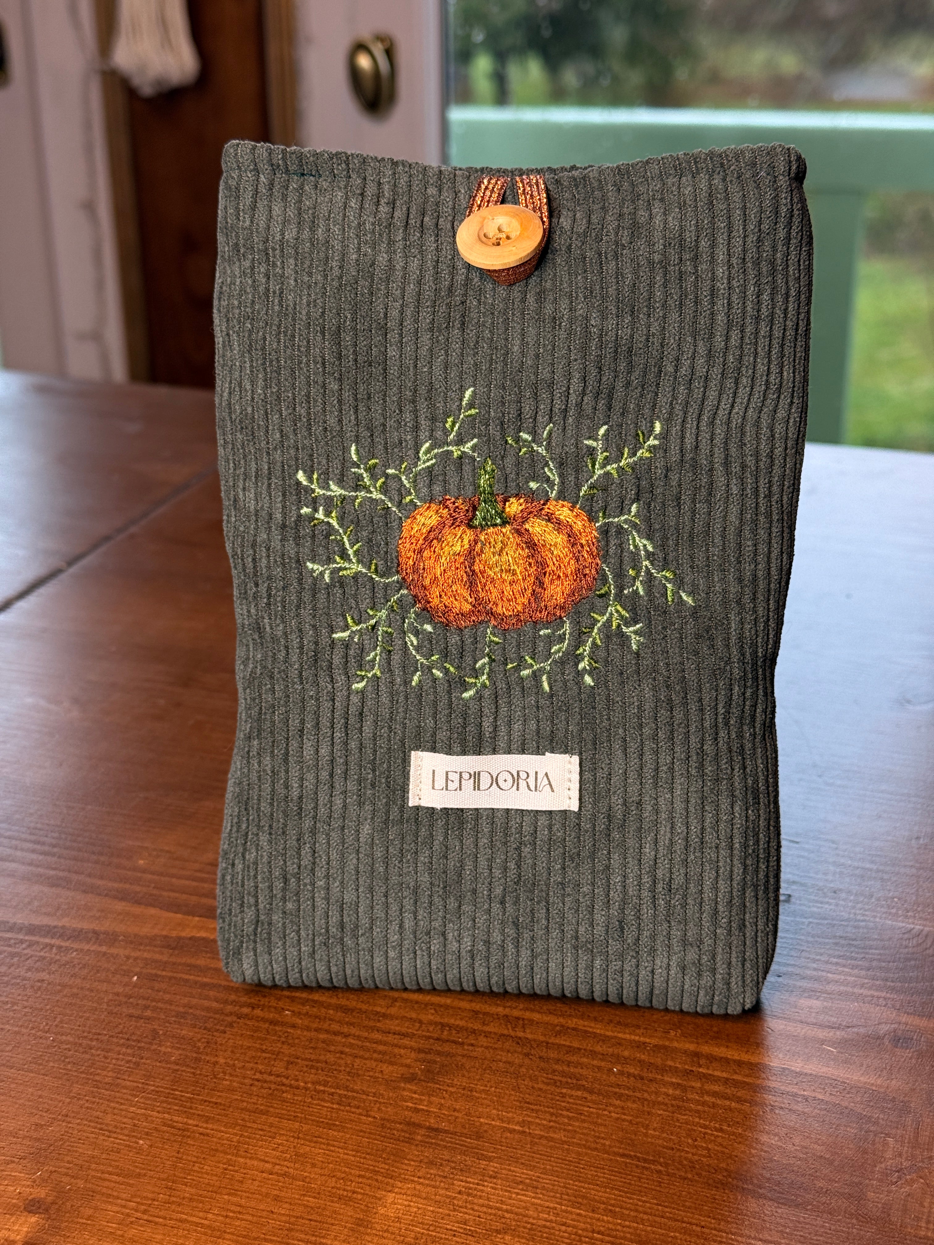 Pochette livre de poche "Citrouille"