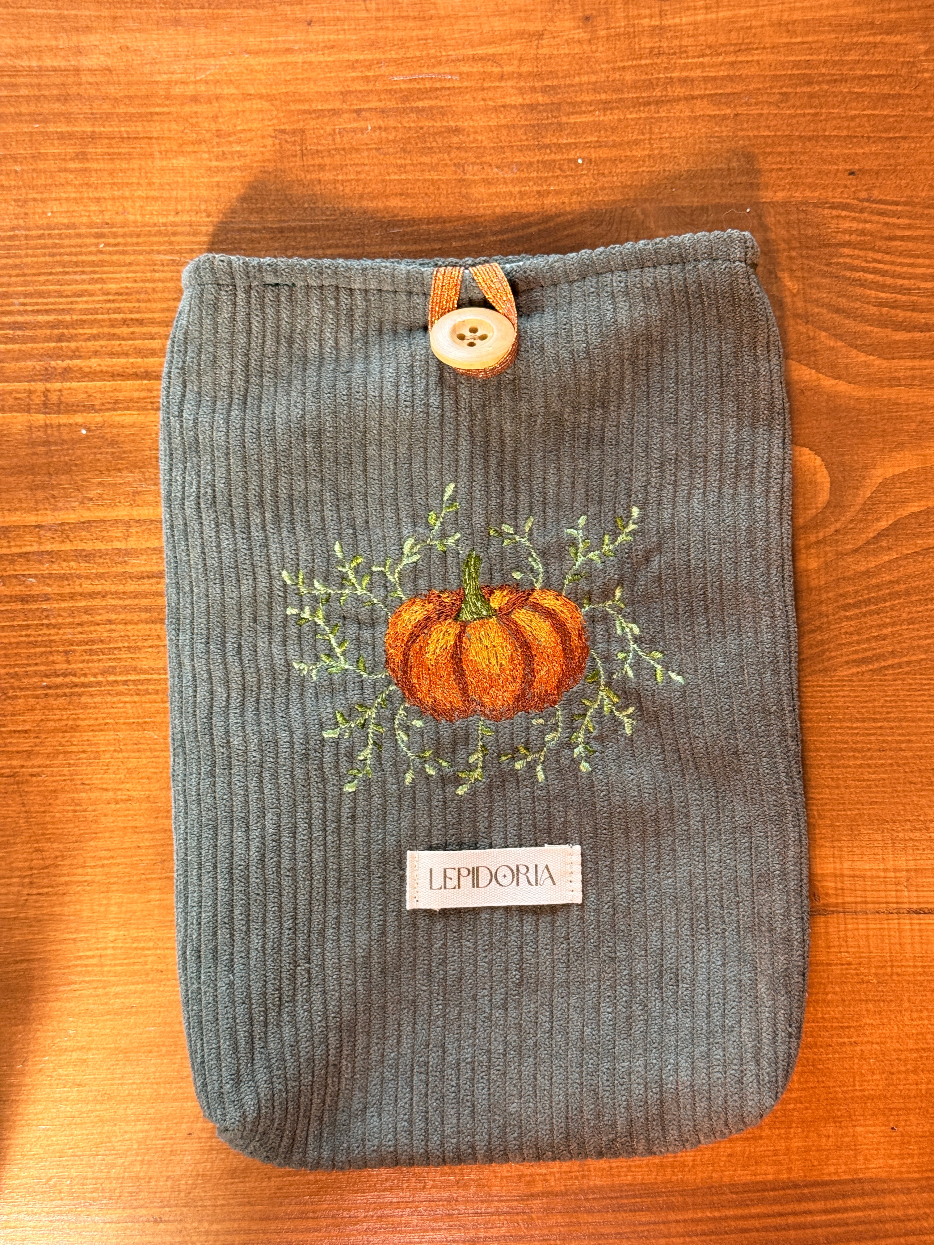 Pochette livre de poche "Citrouille"